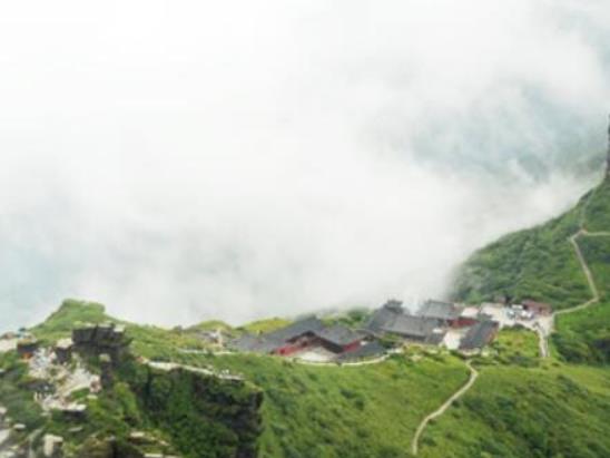 中國(guó)十大世界自然遺產(chǎn),九寨溝景區(qū)、神農(nóng)架旅游區(qū)都是原生態(tài)旅游區(qū)