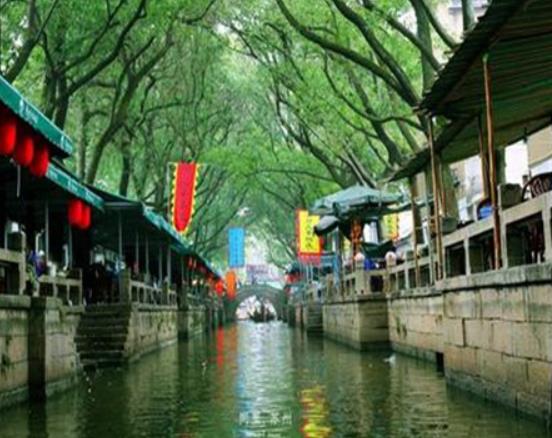 江蘇旅游必去的十大景點排名,蘇州園林、夫子廟秦淮風(fēng)光帶景區(qū)非常迷人