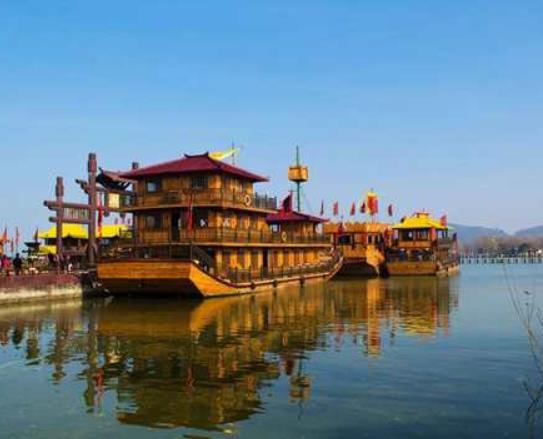 江蘇旅游必去的十大景點排名,蘇州園林、夫子廟秦淮風(fēng)光帶景區(qū)非常迷人