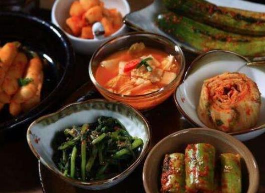 世界十大頂級(jí)名菜,英國(guó)炸魚(yú)薯?xiàng)l老少皆宜、法國(guó)鵝肝醬吃法多樣