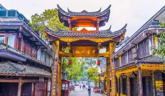 四川省成都市十大旅游景點(diǎn)排行榜 成都有什么好玩的地方