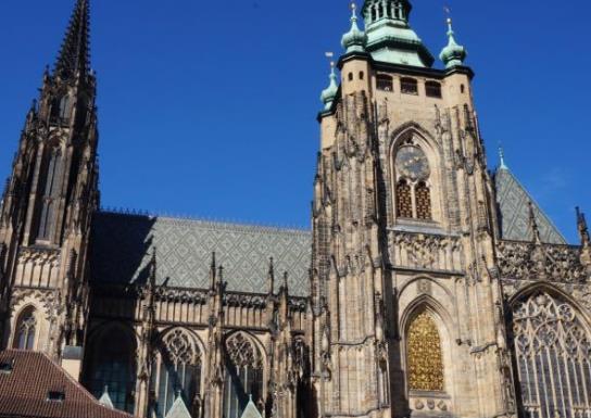 世界上最大的城堡和宮殿旅游景點排行 西班牙城堡建立于12世紀(jì)
