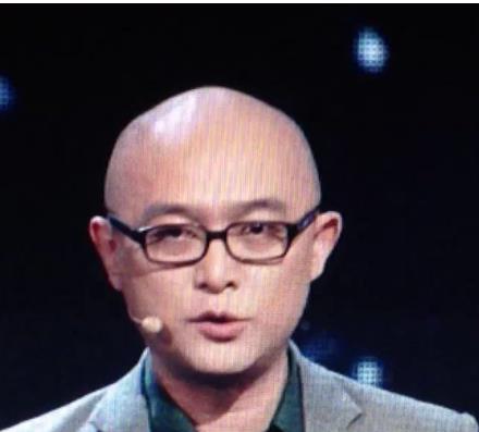 中國不留頭發的十大明星排行 陳佩斯1954年2月1日出生于長春