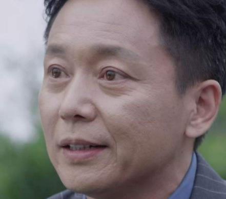 鮮為人知的十大學(xué)霸男星 陳坤1995年考入東方歌舞團擔(dān)任獨唱歌手