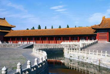 中國五大旅游景點(diǎn)排行 長(zhǎng)城始建于公元前五世紀(jì)春秋戰(zhàn)國時(shí)代