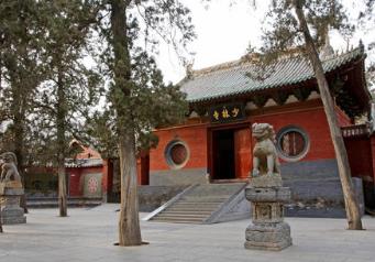 傳說(shuō)中的國(guó)內(nèi)武林圣地 少林寺一向的主張是習(xí)武先修禪