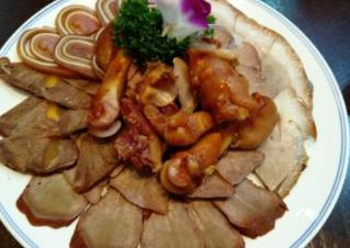 哈爾濱特色飯店排名榜 老廚家在東北是非常出名的