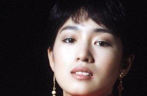娛樂圈八大性感的女明星 鄭秀文非常的骨干性感美感