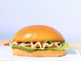 推薦十家豬扒包店 你愛我嗎豬扒包屬于香港堂記三鮮集團(tuán)旗下品牌