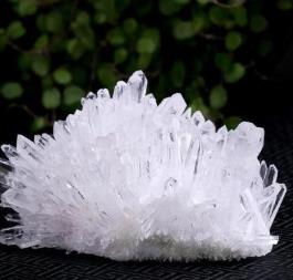 天然水晶品牌排行 暮時天然水晶是一個新興的小眾天然水晶品牌