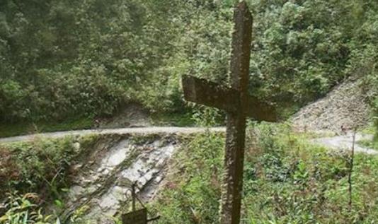 世界第一奪命公路 Yungas公路全長60多公里 每年300人喪身于此
