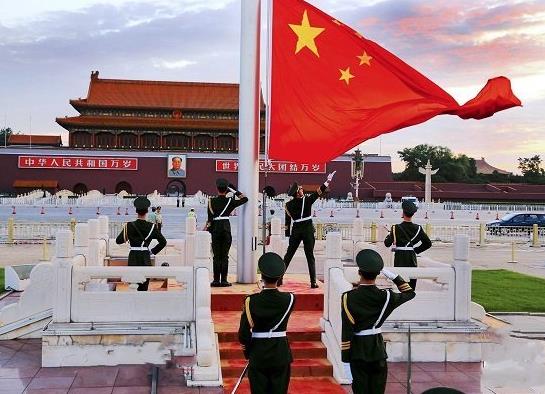 去北京升國旗在哪個地方看合適?的北京看升國旗打車打到哪里