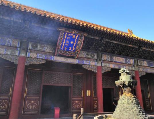 雍和宮大年初一頭香多少錢?元宵節(jié)可以去雍和宮燒香嗎