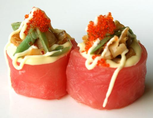 金槍魚(yú)的營(yíng)養(yǎng)價(jià)值-金槍魚(yú)的食用功效-金槍魚(yú)壽司