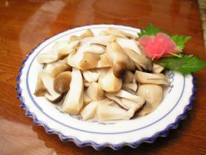 如何挑選草菇？草菇的貯存方法