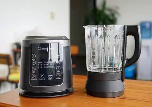 破壁機糊底是質量問題嗎?破壁機糊底怎么清洗?