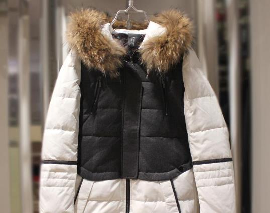 羽絨服有一塊沒有羽絨屬于瑕疵嗎?羽絨服結(jié)塊是不是質(zhì)量不好?