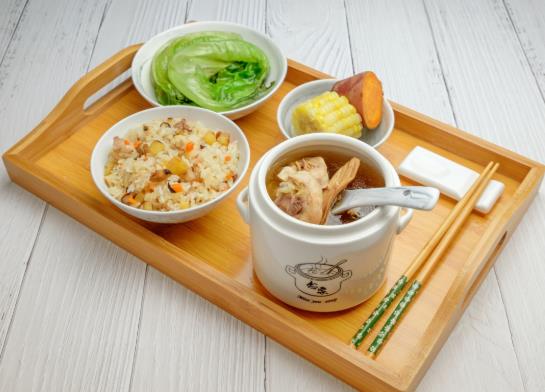 點外賣會污染環(huán)境嗎?外賣的餐盒有危害嗎?
