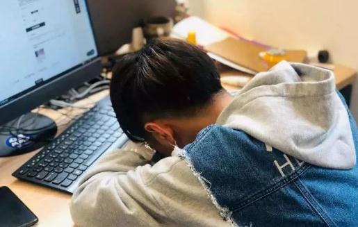 午睡睡不著閉目養神管用嗎 午睡要卸妝嗎只睡一個半小時