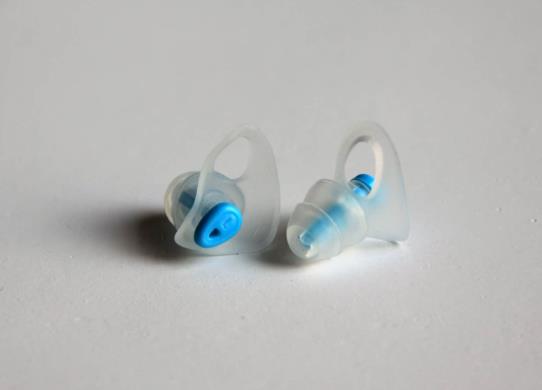 隔音耳塞為什么會發硬?長期使用隔音耳塞有什么危害?