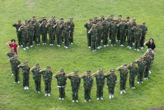高中軍訓(xùn)是強(qiáng)制性的還是自愿的?高中不參加軍訓(xùn)會(huì)影響畢業(yè)嗎?