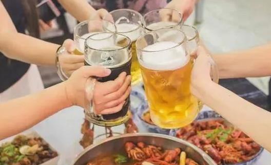 醉酒吃什么東西能好受一點 醉酒吃什么藥解酒最快