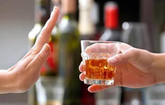 醉酒吃什么東西能好受一點 醉酒吃什么藥解酒最快