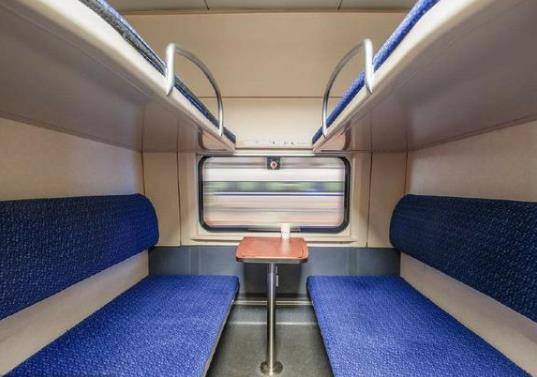 火車臥鋪的被子干凈嗎?坐火車買上中下哪種鋪位最好