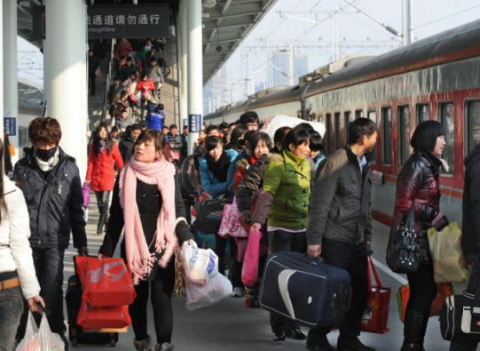 2022年春運(yùn)會不會禁止跨?春運(yùn)火車票提前多少天預(yù)售