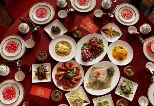年夜飯是什么時候的晚餐?為什么有些地方中午就吃年夜飯
