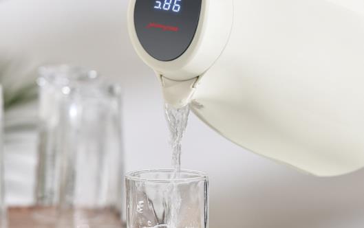 熱水壺里的水垢有毒嗎 電水壺燒水聲音大怎么辦