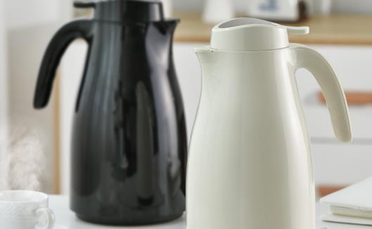 熱水壺里的水垢有毒嗎 電水壺燒水聲音大怎么辦