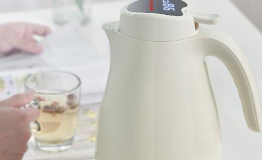 熱水壺里的水垢有毒嗎 電水壺燒水聲音大怎么辦