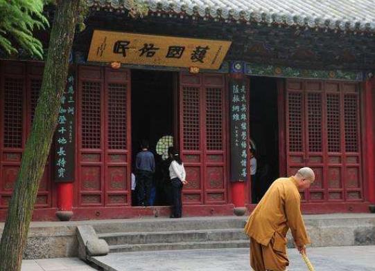 為什么沒結婚的情侶不要拜佛?去寺廟后不想哭了是什么原因