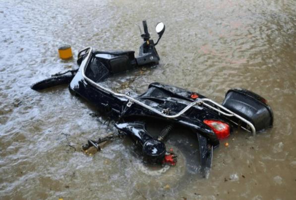 電動車泡水了是不是就報廢了?電動車泡水了怎么辦