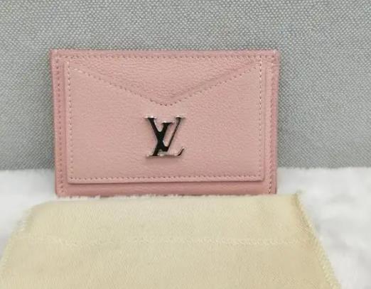 lv達芙妮中號和小號買哪個好?lv達芙妮尺寸科普