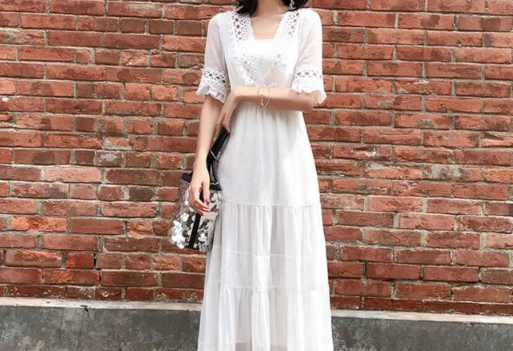 夏日來到來件蕾絲單品吧!夏日炎炎也要美美秀出女人味!