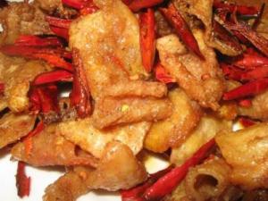 雞皮產生致癌物？吃雞需注意哪些養生要點