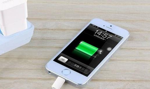 這七種錯(cuò)誤充電習(xí)慣 會(huì)折損你的手機(jī)電池