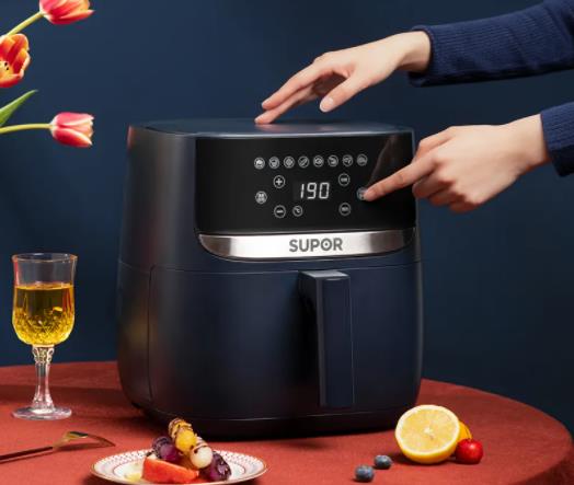 空氣炸鍋一點(diǎn)油都不用放嗎?空氣炸鍋托盤掉漆了還能用嗎