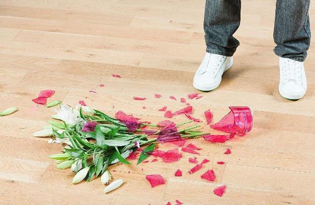 男人說女人是花瓶是什么意思 花瓶是指什么樣的女人