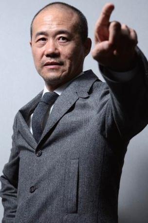 王石個人資料照片,王石離婚,《甄嬛傳》80后女演員田樸珺新歡,潘石屹任志強等微博調侃