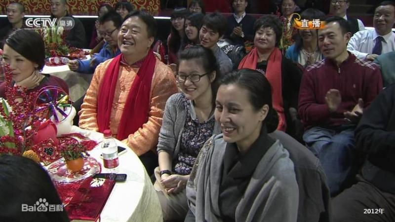 春晚笑臉哥是誰?央視春晚最牛釘子戶觀眾“笑臉哥”冉少平個人資料