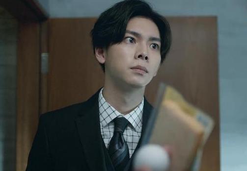 第二名的逆襲和永遠的第一名什么關系?第二名的逆襲是小說改編的嗎