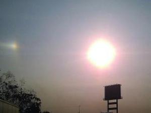?江蘇上海天空3個太陽 南京晴天倒掛微笑彩虹