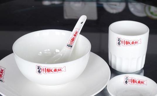 南京一餐廳違規收取2元餐具費被罰9千 飯店吃飯餐具收費怎么投訴