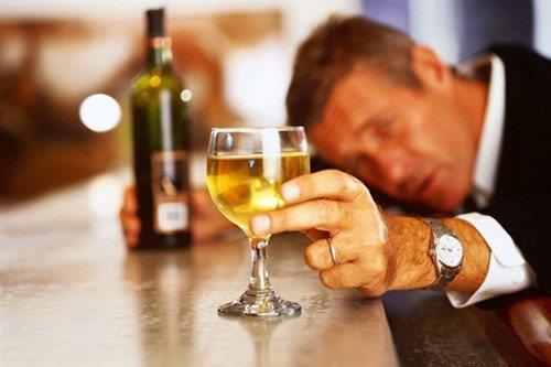 拉肚子可以喝酒嗎？腹瀉后能喝酒嗎