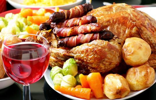 紅酒不能與什么食物同吃？喝紅酒的注意事項(xiàng)