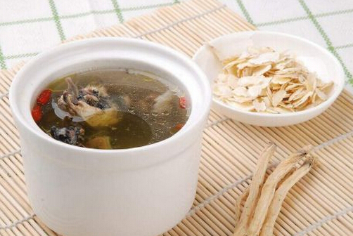 營養在湯里還是肉里？湯比肉營養嗎？