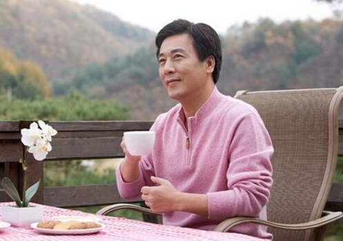中年男人應(yīng)多吃什么食物？男人四十養(yǎng)生訣竅